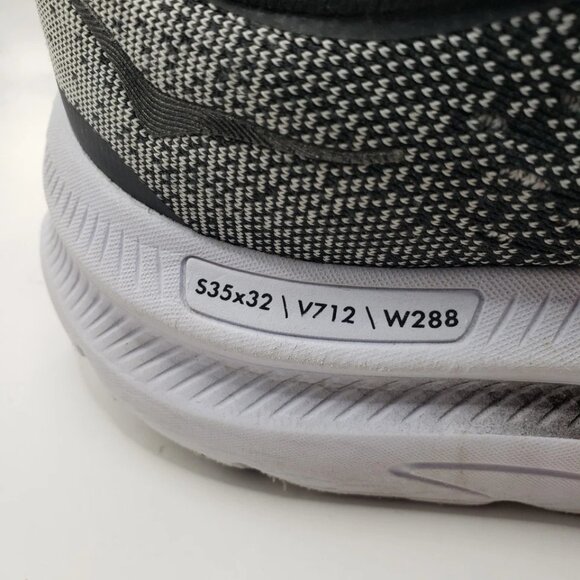 Hoka One One Mens Kawana 1123163 BWHT Black Running Shoes Sneakers Size 11.5 D - Picture 7 of 10